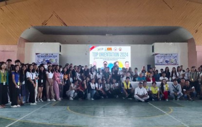 <p><strong>PROGRAM ORIENTATION</strong>. Students from Tabaco City attend the orientation for the Tulong-Dunong Program of the Commission on Higher Education (CHED) with the help of the Ako Bicol Party-List (AKB) on March 23, 2024. Each student will receive a PHP7,500 assistance for their educational expenses.<em> (Photo courtesy of AKB)</em></p>