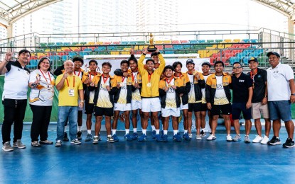 <p><strong>STILL THE CHAMP.</strong> University of Santo Tomas retains its UAAP Season 86 men’s tennis title after a 3-1 win over Ateneo de Manila at Felicisimo Ampon Tennis Center inside the Rizal Memorial Sports Complex in Manila on Sunday (April 7, 2024). The Male Tennisters dropped the opening singles before sweeping the next three matches. <em>(UAAP photo)</em></p>
