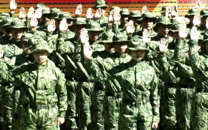 <p><strong>DEDICATION</strong>. Rookie cops at their oath-taking ceremony in Camp Bado Dangwa, La Trinidad, Benguet in this undated photo. The Veterans Federation of the Philippines said love for country is not limited to those who fight terrorists and go after criminals, but is for all Filipinos who care in every little way they can for the nation’s welfare. <em>(PNA file photo)</em></p>