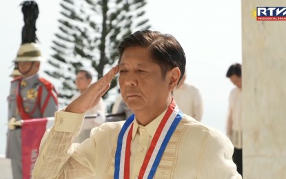 <p><strong>PROTECT SOVEREIGN RIGHTS.</strong> President Ferdinand R. Marcos Jr. leads the 82nd Day of Valor (Araw ng Kagitingan) ceremony at Mt. Samat National Shrine in Pilar, Bataan on Tuesday (April 9, 2024). In his message, Marcos called on Filipinos to draw inspiration from the bravery of our war veterans, and stand united to never allow oppression in the country's own territory in the face of what he called “threats to the Philippines' sovereign rights.” <em>(RTVM Screengrab)</em></p>