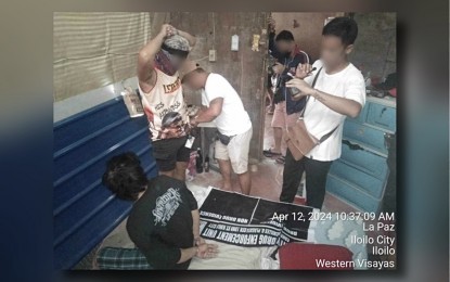 <p><strong>APPREHENDED.</strong> Anti-drug operatives arrest 49-year-old "Damian" in a buy-bust operation in Barangay Caingin in La Paz, Iloilo City on Friday (April 12, 2024). The operatives seized from him 430 grams of shabu valued at close to PHP3 million. <em>(Photo courtesy of CDEU)</em></p>