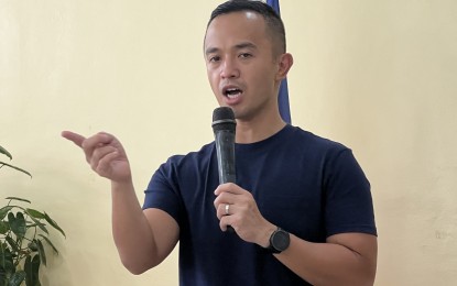 <p><strong>PRIORITY PLANS</strong>. Davao del Norte Vice Governor De Carlo Uy, also the acting governor, says in a press briefing Saturday (April 13, 2024) that he will review all pending programs. Uy took over on April 11 following the 60-day suspension of Governor Edwin Jubahib over grave abuse of authority and oppression complaints. <em>(PNA photo by Che Palicte)</em></p>