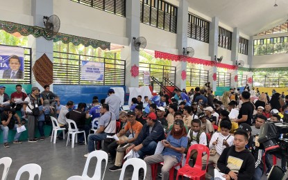 Comelec holds historic voter sign-up in 2 MILF camps