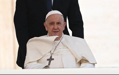 <p><strong>DIPLOMACY.</strong> Pope Francis calls for dialogue and diplomacy in the ongoing war between Palestine and Israel. During his traditional Sunday (April 21, 2024) Angelus prayer at the Vatican, he said he continues to pray daily to end the sufferings of the people from the two countries. <em>(Photo by Anadolu)</em></p>