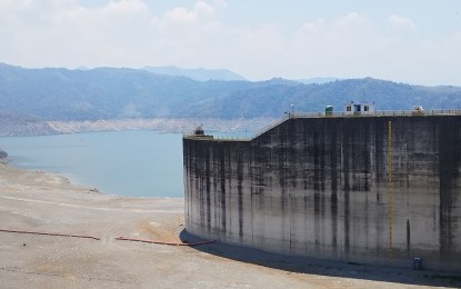 <p><strong>SAN ROQUE DAM</strong>. The water reservoir at the San Roque Dam in San Manuel town, Pangasinan on April 24, 2024 is at 230.45 meters above sea level almost at its critical level. The San Roque Power Corporation, however, assured continuous supply of electricity to the grid and enough irrigation requirements.<em> (Photo by Hilda Austria)</em></p>