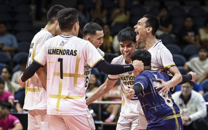 <p><strong>GO FOR PLAYOFF</strong>. The NU Bulldogs celebrate after posting a 25-22, 25-21, 25-20 win over the FEU Tamaraws in the UAAP Season 86 men’s volleyball tournament at the SMART Araneta Coliseum on Wednesday (April 24, 2024). NU earned at least a playoff for the twice-to-beat semifinal bonus. <em>(UAAP photo) </em></p>