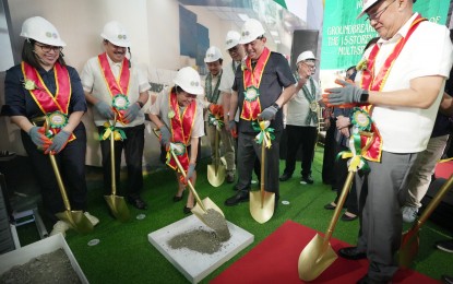 <p><strong>GROUNDBREAKING</strong> – First Lady Louise "Liza" Araneta-Marcos and House Speaker Ferdinand Martin G. Romualdez lead the groundbreaking ceremony for an expansion project of the West Visayas State University Medical Center (WVSUMC) in Iloilo City on Thursday (April 25, 2024). The smart and state-of-the-art 15-story tower complex at the WVSUMC has a total proposed cost of PHP3.2 billion. <em>(Photo courtesy of House of Representatives Media Affairs)</em></p>