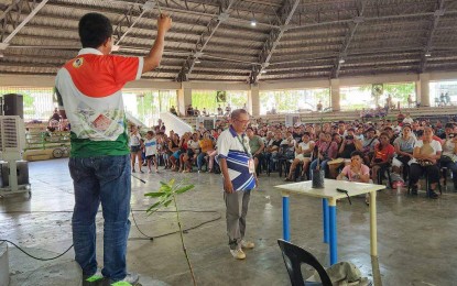 <p><strong>CASH-FOR-TRAINING</strong>. Some 400 partner-beneficiaries in San Carlos City, Negros Occidental attend a three-day cash-for-training for the Project Local Adaptation to Water Access (LAWA) and Breaking Insufficiency through Nutritious Harvest for the Impoverished (BINHI) of the Department of Social Welfare and Development in this undated photo. These initiatives aim to strengthen the adaptive capabilities of poor and vulnerable families during severe drought and mitigate the food insecurity and water scarcity caused by El Niño phenomenon. <em>(Photo courtesy of DSWD-Western Visayas)</em></p>