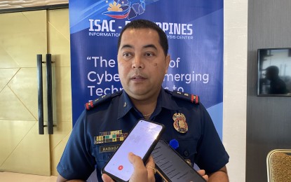 <p><strong>CYBERCRIME PREVENTION.</strong> Police Regional Office-Bicol Anti-Cybercrime Unit chief Capt. Angelo Babagay answers questions from the media at a symposium on cybercrimes in Naga City on Friday (April 26, 2024). He said the police logged a five-percent increase in filed cybercrime cases in the region during the first three months of the year compared to the same period in 2023.<em> (PNA photo by Connie Calipay)</em></p>