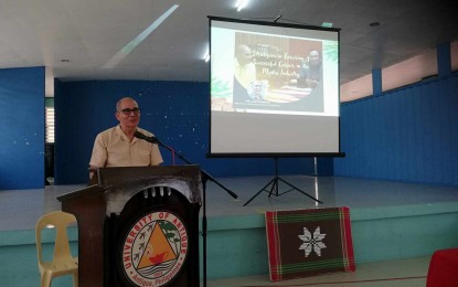 <p><strong>FAIR REPORTING</strong>. News and Information Bureau Director IV Luis Morente addresses students of the University of Antique during the Bachelor of Arts Communication Day post-activity on Thursday (May 3, 2024). Morente emphasized the importance of fairness in establishing credibility in the media industry.<em> (PNA photo by Annabel Consuelo J. Petinglay)</em></p>