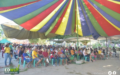 <p><strong>SERVICE CARAVAN</strong>. Poor residents of the island town of San Vicente, Northern Samar join the service caravan in this April 26, 2024 photo. The Northern Samar provincial government will provide services to at least 3,343 poor families in the historic town of Capul in its service caravan on May 17, 2024.<em> (Photo courtesy of Northern Samar provincial information office) </em></p>