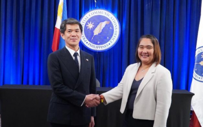 <p><strong>PH-JAPAN TIES.</strong> Japanese Ambassador Endo Kazuya (left) pays a courtesy call on Presidential Communications Office Secretary Cheloy Velicaria-Garafil in Malacañang on Wednesday (May 15, 2024). He expressed his appreciation for Garafil's contribution to the deepening of Japan-Philippines relations. <em>(Japan embassy photo)</em></p>