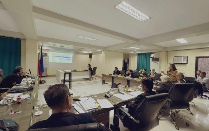 <p><strong>BRIEFING.</strong> Officials of Mabinay, Negros Oriental listen to a briefing by the Department of Trade and Industry (DTI) on Local Price Coordinating Councils (LPCCs) on Tuesday (May 21, 2024). The DTI is asking local government units to activate their LPCCs to help implement a price freeze of basic commodites after Negros Oriental was declared under a state of calamity due to the El Niño. <em>(Photo courtesy of DTI-Negros Oriental)</em></p>