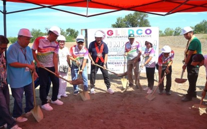 <p><strong>SHRIMP VENTURE</strong>. Laoag City Mayor Michael Keon (fifth from left) is joined by officials of the Chareon Pokphand Foods, Government of Laoag Employees Development Cooperative (GLEDCO), and Land Bank of the Philippines during the groundbreaking ceremony of a shrimp farm in Cataban, Laoag City on May 15, 2024. The modern facility aims to spur economic growth once fully operational.<em> (Photo courtesy of the City Government of Laoag)</em></p>
<p> </p>