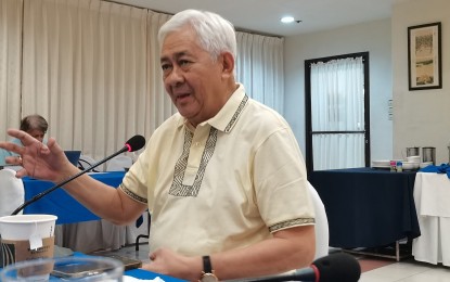 <p><strong>BRIEFER.</strong> Former Supreme Court justice Francis Jardeleza is the guest of honor and speaker during the commencement exercises of Silliman University in Dumaguete City, Negros Oriental on Sunday (May 26, 2024). During a press conference, he called for the immediate filing of an environmental damage suit against China for the destruction it caused in the West Philippine Sea.<em> (PNA photo by Mary Judaline Flores Partlow)</em></p>