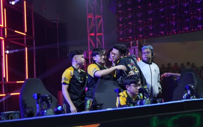 <p><strong>FINALS BOUND</strong>. Falcons AP Bren celebrates after ousting RSG PH, 3-1, to reach the MPL Philippines Season 13 Grand Finals at SM Southmall Events Hall in Las Piñas City on Saturday night (May 25, 2024). Falcons AP Bren will face Liquid Echo in the finals. <em>(Contributed photo)</em></p>