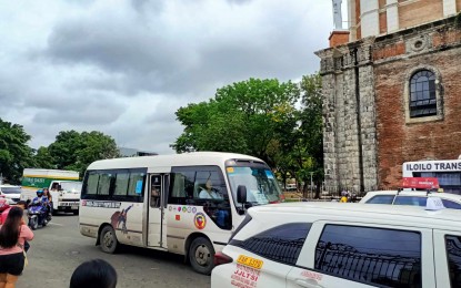 <p><strong>FULL SWING LPTRP.</strong> The local government of Iloilo City goes full swing with the implementation of its enhanced local public transport route plan effective Monday (May 27, 2024). Under the enhanced LPTRP, 520 modern jeepneys and 1,692 consolidated traditional jeepneys are allowed to operate in the city. <em>(PNA photo by PGLena)</em></p>