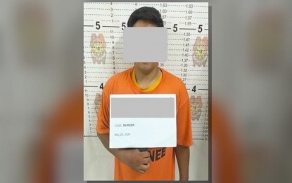 <p><strong>NABBED.</strong> The mugshot of alias ‘Danny’, the suspect in the killing of Land Transportation Office Registration Section chief Mercedita Gutierrez. The PNP on Monday (May 27, 2024) said the suspect was arrested on May 25, just a day after Gutierrez’s killing. <em>(Photo courtesy of PNP Public Information Office)</em></p>