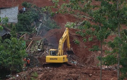 <p><strong>LANDSLIDES</strong>. More than 2,000 people are estimated to have been buried from landslides that occurred in Yambali, a remote village in the northern part of Papau New Guinea on Friday. Citing a letter from the country’s disaster agency, the UN’s International Organization for Migration said more than 150 houses have been buried from the disaster. <em>(Photo by Anadolu)</em></p>