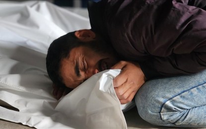 <p><strong>DEADLY ATTACKS</strong>. A relative of Palestinians, killed in Israeli attacks on Rafah, mourn as the bodies are brought to Tel Al-Sultan health centre in Rafah, Gaza on Monday (May 27, 2024). UN Secretary-General Antonio Guterres denounced Israel’s deadly airstrike on a camp being used by displaced people in the southern Gaza Strip, where at least 45 people were reportedly killed and almost 250 others were injured. <em>(Photo by Anadolu)</em></p>