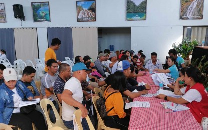 <p><strong>TIMELY AID.</strong> At least 414 Dinagat residents benefit from the Assistance to Individuals in Crisis Situation payout on Wednesday (May 29, 2024) held at the provincial capitol in San Jose town. A total of PHP1.2 million in cash aid was released to residents facing financial difficulties brought about by high inflation. <em>(Photo courtesy of Dinagat Provincial Governor's Office)</em></p>