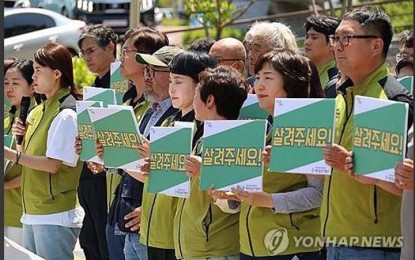 S. Koreans call for doctors to end walkout: poll
