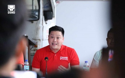 <p><strong>GOV’T RESPONSE</strong>. Department of Social Welfare and Development Secretary Rex Gatchalian answers queries on government response on the Mt. Kanlaon eruption in a press conference in Canlaon City, Negros Oriental on Tuesday (June 4, 2024). He said almost 50,000 family food packs will be ready for distribution for affected families on Wednesday.<em> (DSWD photo)</em></p>