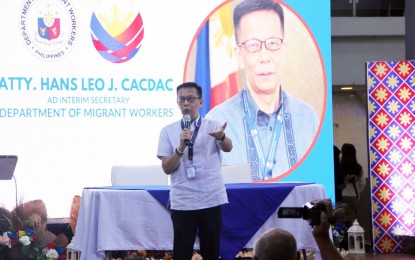 DMW, LTO sign pact for OFWs’ easy license renewal program 