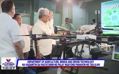 <p><strong>DRONE TECHNOLOGY.</strong> The Department of Agriculture (DA) displays drones which may be utilized for planting of palay during the wet cropping season, during the Bagong Pilipinas Ngayon briefing on Monday (June 10, 2024). The drone technology may reduce the seeding duration from hours to five minutes per hectare. <em>(Screengrab)</em></p>