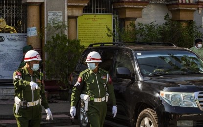 <p><strong>RETURNING HOME</strong>. A team from the Myanmar Army arrives at Bangladesh’s southeastern Cox Bazar district on Sunday (June 9, 2024) to take back more than 130 soldiers who take refuge across the border to escape from the conflict among junta forces, the Arakan Army and other insurgent groups. Around 752 Myanmar soldiers have fled the border based on the latest count. <em>(Photo by Anadolu)</em></p>