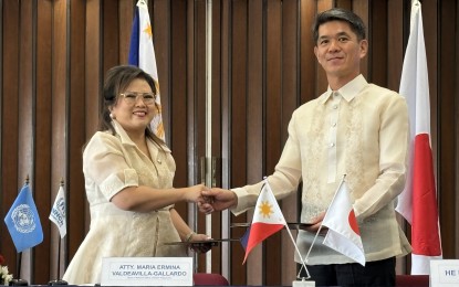 <p><strong>BIRTH REGISTRATION.</strong> Japanese Ambassador Endo Kazuya (right) and United Nations High Commissioner for Refugees (UNHCR) Philippines Head of National Office Maria Ermina Valdeavilla-Gallardo shake hands after the signing of a USD5.5 million grant in a ceremony in Pasay on Tuesday (June 10, 2024). The grant will be used to promote the digital birth registration of marginalized populations in the Bangsamoro region. <em>(PNA photo by Joyce Rocamora)</em></p>
