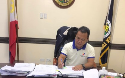 <p><strong>MENTAL HEALTH ASSESSMENT</strong>. Schools Division of Iloilo Superintendent Ernesto Servillo Jr. during an interview on Thursday (June 13, 2024). He said they would identify learners dealing with mental health issues and provide them with interventions. <em>(Photo courtesy of Ernesto F. Servillo Jr FB page)</em></p>
<p> </p>