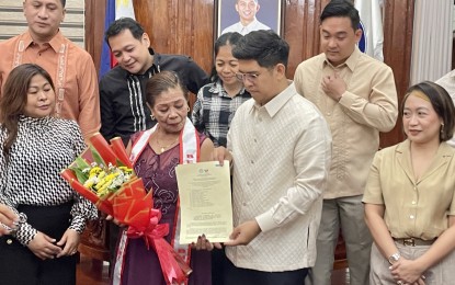 Ilocos Norte honors volunteer village health worker