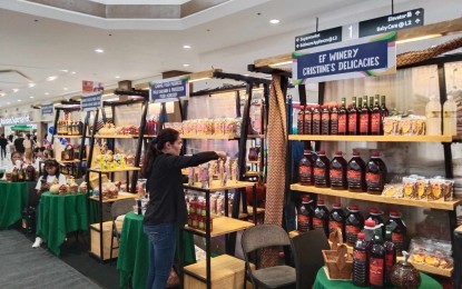 <p><strong>TRADE FAIR</strong>. Some of the products displayed during the “Layag” Leyte Fiesta Bonanza Trade Expo 2024 at Robinsons Place Tacloban. The Department of Trade and Industry is eyeing PHP3 million in sales in the five-day trade fair of Leyte-based small and medium enterprises showcasing local products. <em>(PNA photo by Sarwell Meniano)</em></p>