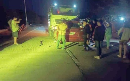 <p><strong>DEADLY CRASH.</strong> Four people died while three others were injured when the car they were riding in and a cement mixer truck collide at the diversion road in Dumaguete City, Negros Oriental early Saturday morning (June 22, 2024). The casualties are all residents of Luzon. <em>(Photo courtesy of Negros Oriental Police Provincial Office)</em></p>