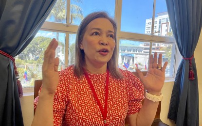 <p><strong>SOLAR-POWERED IRRIGATION SYSTEM</strong>. Department of Agrarian Reform-Ilocos Region director Maria Ana Francisco explains the highlight of the memorandum of agreement signed on Wednesday (June 26, 2024) between officials of DAR and Ilocos Norte. The MOA signing is in line with the distribution of PHP50 million worth of solar irrigation projects to Ilocos Norte farmers eyed to boost their productivity through smart agriculture. <em>(Photo by Leilanie Adriano)</em></p>