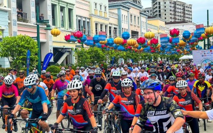 <p><strong><span data-preserver-spaces="true">BIKE FESTIVAL.</span></strong><span data-preserver-spaces="true"> Cycling enthusiasts join the  MEGA fun ride of the 2023 Iloilo Bike Festival.  Event organizers expect over 5,000 cyclists to </span><span data-preserver-spaces="true">join</span><span data-preserver-spaces="true"> the 2024 festival set on July 20-28. (</span><em><span data-preserver-spaces="true">Photo courtesy of Iloilo Business Park FB page)</span></em></p>