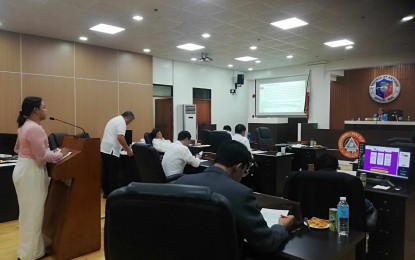 <p><strong>LINGGO NG KABATAAN.</strong> Sangguniang Kabataan (SK) Federation President in Antique Kenneth Dave Gasalao (standing) sponsors on its second reading the ordinance declaring the “Linggo ng Kabataan” in August of every year. Gasalao said that the ordinance aimed to provide a venue for the development of an active and empowered youth in Antique. <em>(PNA photo by Annabel Consuelo J. Petinglay)</em></p>