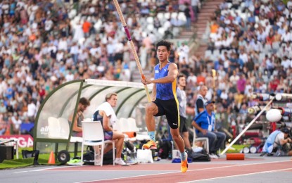 <p>World No. 2 pole vaulter Ernest John Obiena <em>(Facebook)</em></p>