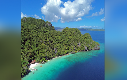 <p><strong>ALLURING.</strong> Bitaog Beach, famous for its powdery white sands, is among the sought-after resorts in Unib Island, locally known as “Lalaking Bukid,” in the province of Dinagat Islands. Tourism arrivals in the island province have dramatically increased to over 50 percent in the first quarter of this year compared to the same period in 2023. <em>(Drone Photo courtesy of Erwin M. Mascariñas)</em></p>