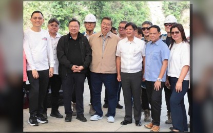 <p><strong>WISH LIST.</strong> President Ferdinand R. Marcos Jr. (3rd from right) poses with Iloilo City Mayor Jerry P. Treñas (3rd from left) and other officials of Iloilo province during the inauguration of the dams of the Jalaur River Multipurpose Project II (JRMP II) on Tuesday (July 16, 2024). In an interview, Treñas said he would not physically attend the President’s State of the Nation Address on July 22 but he relayed his wish list during their meetings. <em>(Photo courtesy of Arnold Almacen)</em></p>