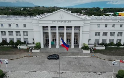 <p>The Bacolod City Government Center.  <em>(PNA Bacolod file photo)</em></p>