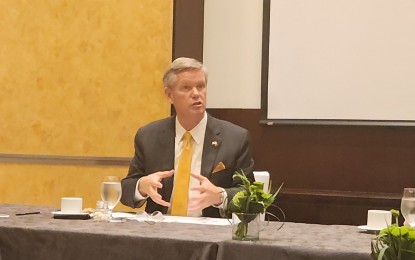 <p><strong>FIRM COMMITMENT</strong>. US Nuclear Regulatory Commission chair Christopher Hanson speaks at a press briefing at the Fairmont Hotel in Makati City during his official visit to the Philippines on Thursday (July 18, 2024). He expressed his office's strong commitment to the Philippines under the 123 Agreement. <em>(PNA photo by Kris M. Crismundo)</em></p>