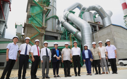 <p><strong>P12.8-B PLANT. </strong>Trade Secretary Alfredo Pascual (center) graces the inauguration of Taiheiyo Cement Philippines, Inc. (TCPI) in San Fernando, Cebu on Thursday (July 18, 2024). The manufacturing plant costs nearly PHP13 billion. <em>(Courtesy of DTI)</em></p>