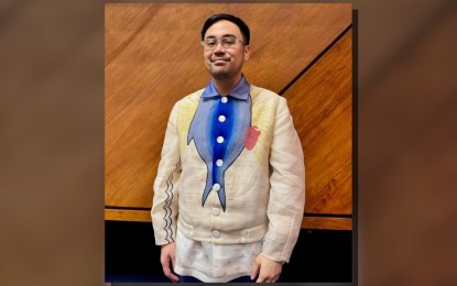 <p><strong>SONA</strong>. Pangasinan 4th District Rep. Christopher de Venecia wears a bangus (milkfish)-inspired barong during the State of the Nation Address of President Ferdinand R. Marcos Jr. in Batasan, Quezon City on Monday (July 22, 2024). De Venecia commended the President for his support to the creative industry. <em>(Photo courtesy of Christopher de Venecia Facebook)</em></p>