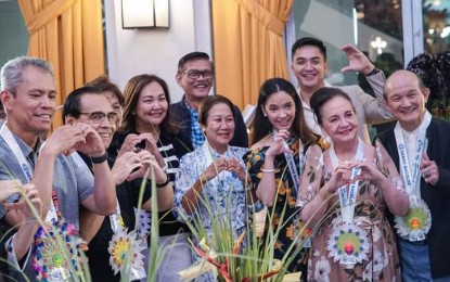 <p><strong>VIP GUESTS.</strong> Bacolod City officials, including Councilors Em Legaspi Ang, Renecito Novero, and Jason Villarosa (back row), with some of the 2024 Very Important Pinoy (VIP) Tour delegates from the United States during the Mayor’s Night held at the Government Center lobby on Tuesday (July 23, 2024). The tour aims to reconnect Filipino-Americans with their heritage and promote the Philippines as a premier travel destination. <em>(Photo courtesy of Bacolod City PIO)</em></p>