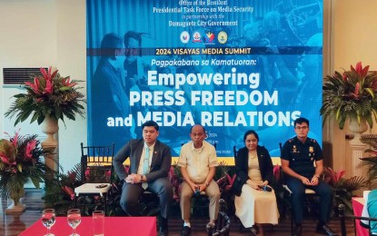 <p><strong>MEDIA SUMMIT.</strong> Undersecretary Paul Gutierrez, executive director of the Presidential Task Force on Media Security (2nd from left), takes questions from the floor during Friday's 2024 Visayas Media Summit in Dumaguete City (July 26, 2024).  The summit, initiated by PTFoMS and the local government of Dumaguete City, was attended by 100 media practitioners and public information officers in Negros Oriental. <em>(PNA photo by Mary Judaline Flores Partlow)</em></p>