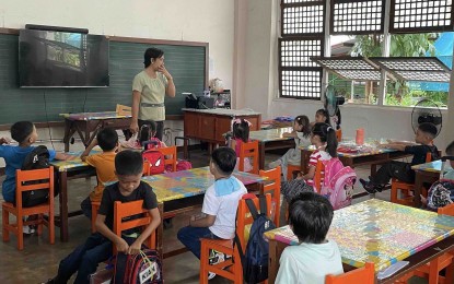 <p><strong>BACK-TO-SCHOOL</strong>. Some 800 learners are back to school on Monday (July 29, 2024) at the Laoag Central Elementary School. School principal Cornelio Jimmy Lucas said shifting class schedules will be implemented until the repairs of the building have been completed.<em> (Photo by Leilanie Adriano)</em></p>