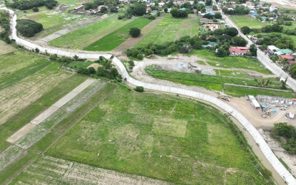 <div dir="auto"> <strong>FLOOD MITIGATION</strong>. The flood mitigation structure at Barangay  Kita-Kita Balungao town, Pangasinan. The structure, funded with PHP182.6 million under the 2024 national budget, was completed on June 30, 2024. <em>(Photo courtesy of DPWH Ilocos Region)</em></div>