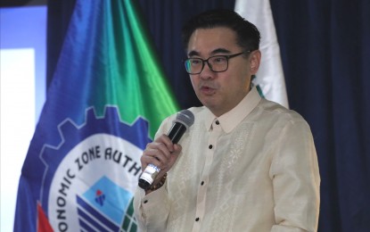 <p>Special Assistant for Investment and Economic Affairs Secretary Frederick Go<em> (PNA file photo by Avito Dalan)</em></p>